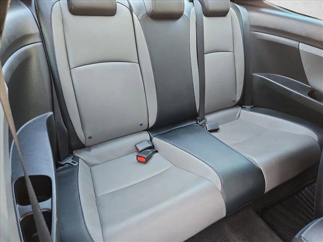 Used 2017 Honda Civic EX-L image 17