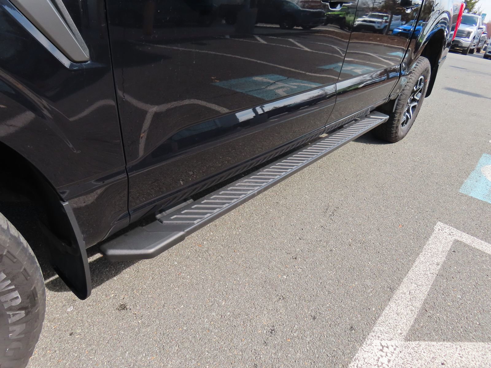 Certified 2023 Ford F150 XLT w/ Equipment Group 302A High image 11