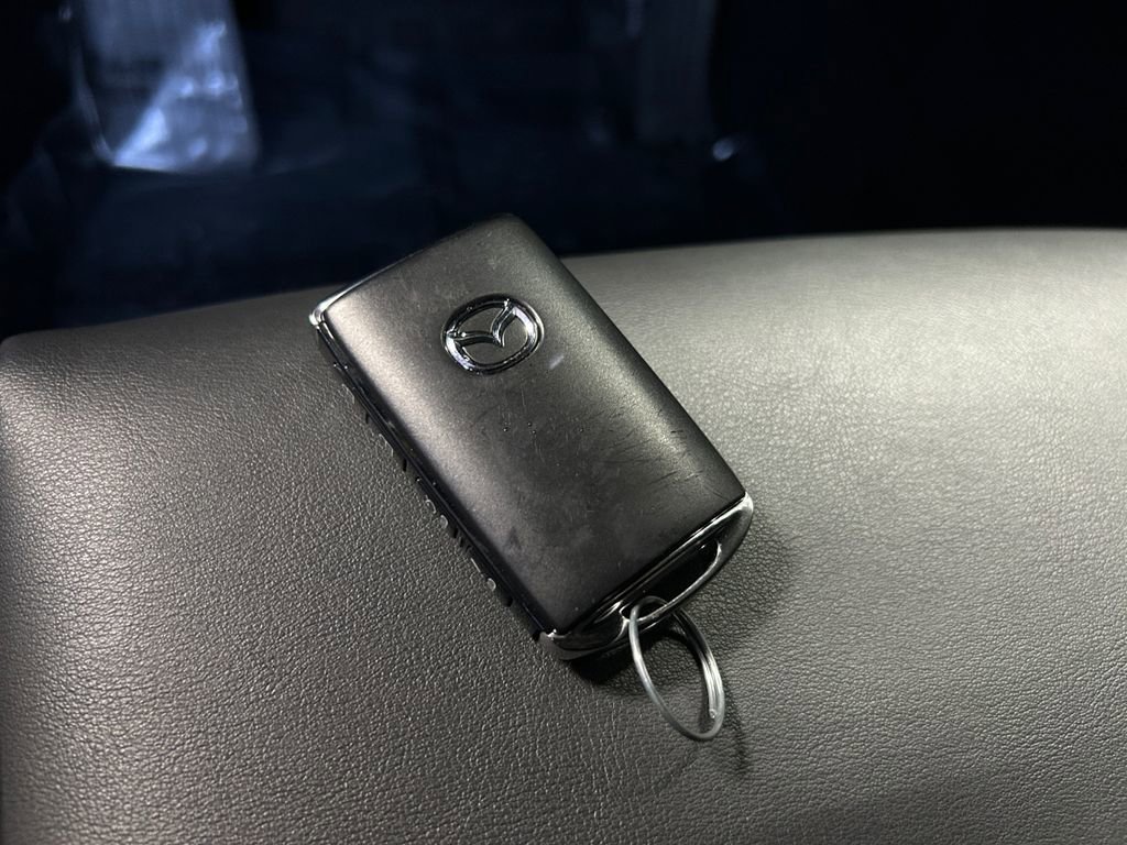 Used 2024 MAZDA MAZDA3 s image 34