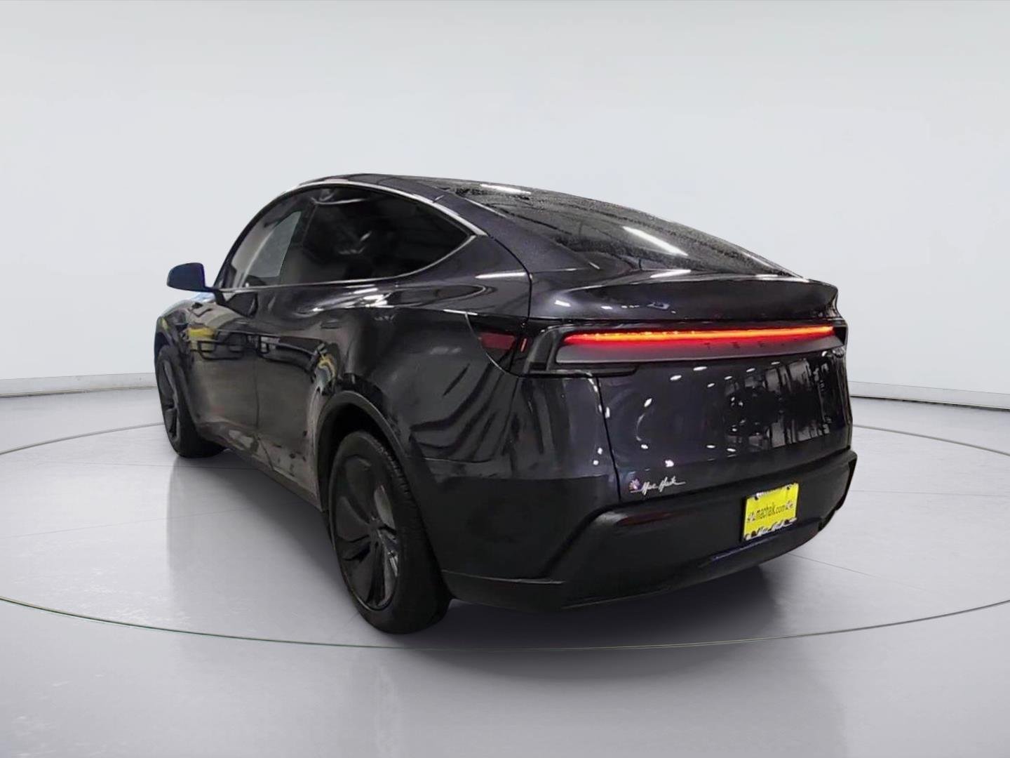 Used 2026 Tesla Model Y Long Range AWD/4WD image 7