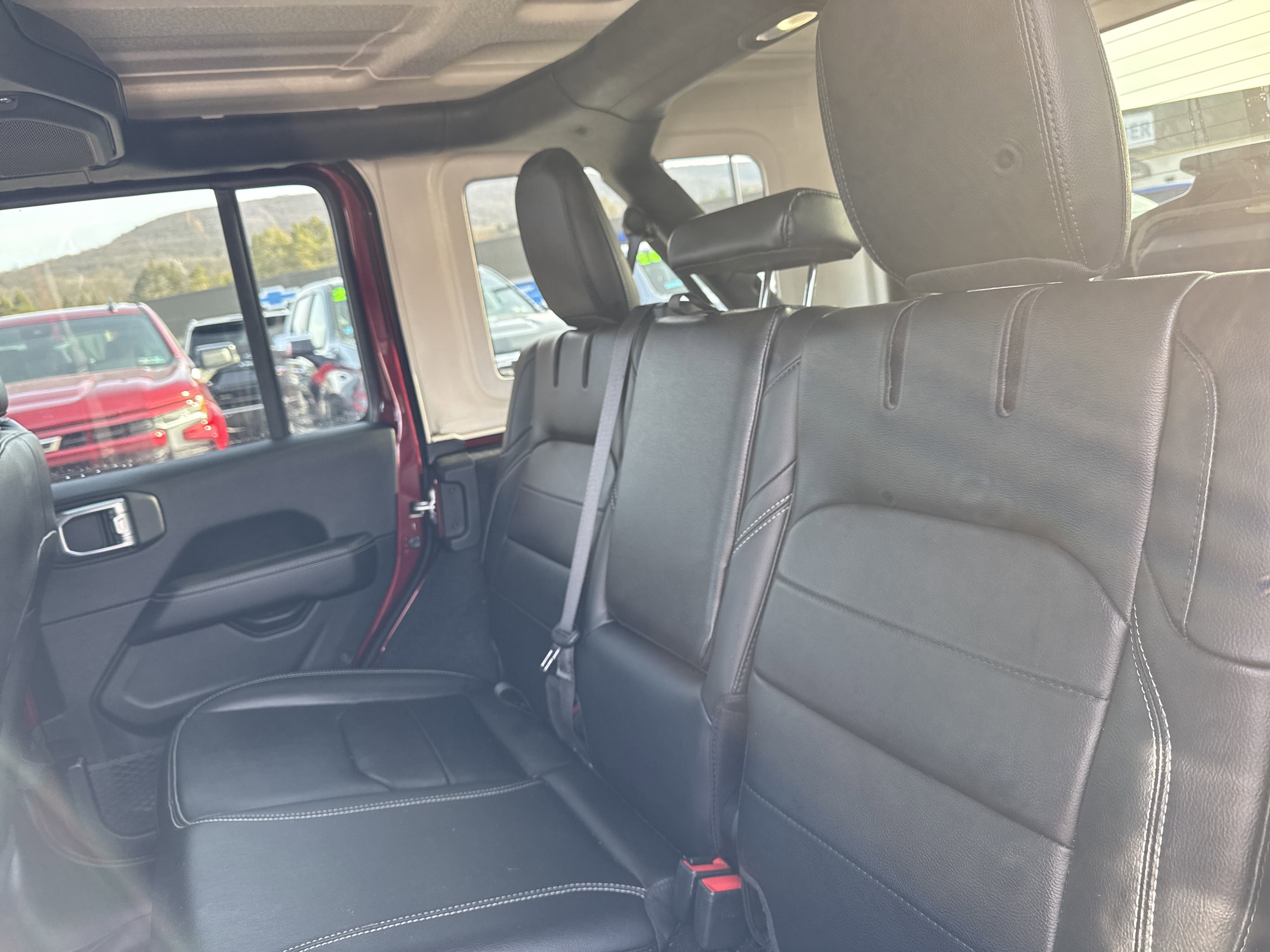 Used 2021 Jeep Wrangler Unlimited Sahara w/ Cold Weather Group image 12