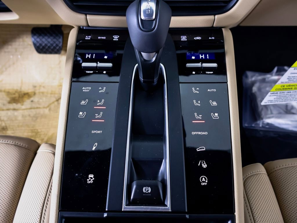 New 2026 Porsche Macan S AWD/4WD image 16