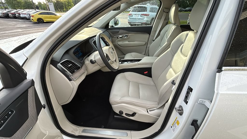 Certified 2023 Volvo XC90 T8 Plus w/ Protection Package Premier AWD/4WD image 24
