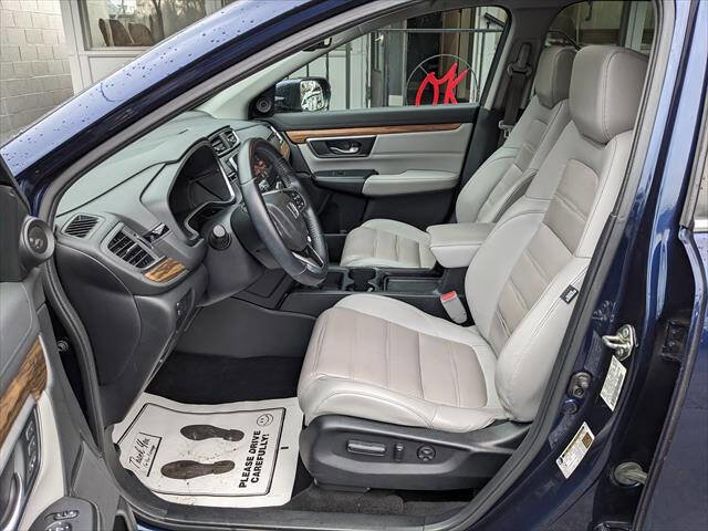 Used 2018 Honda CR-V Touring image 9