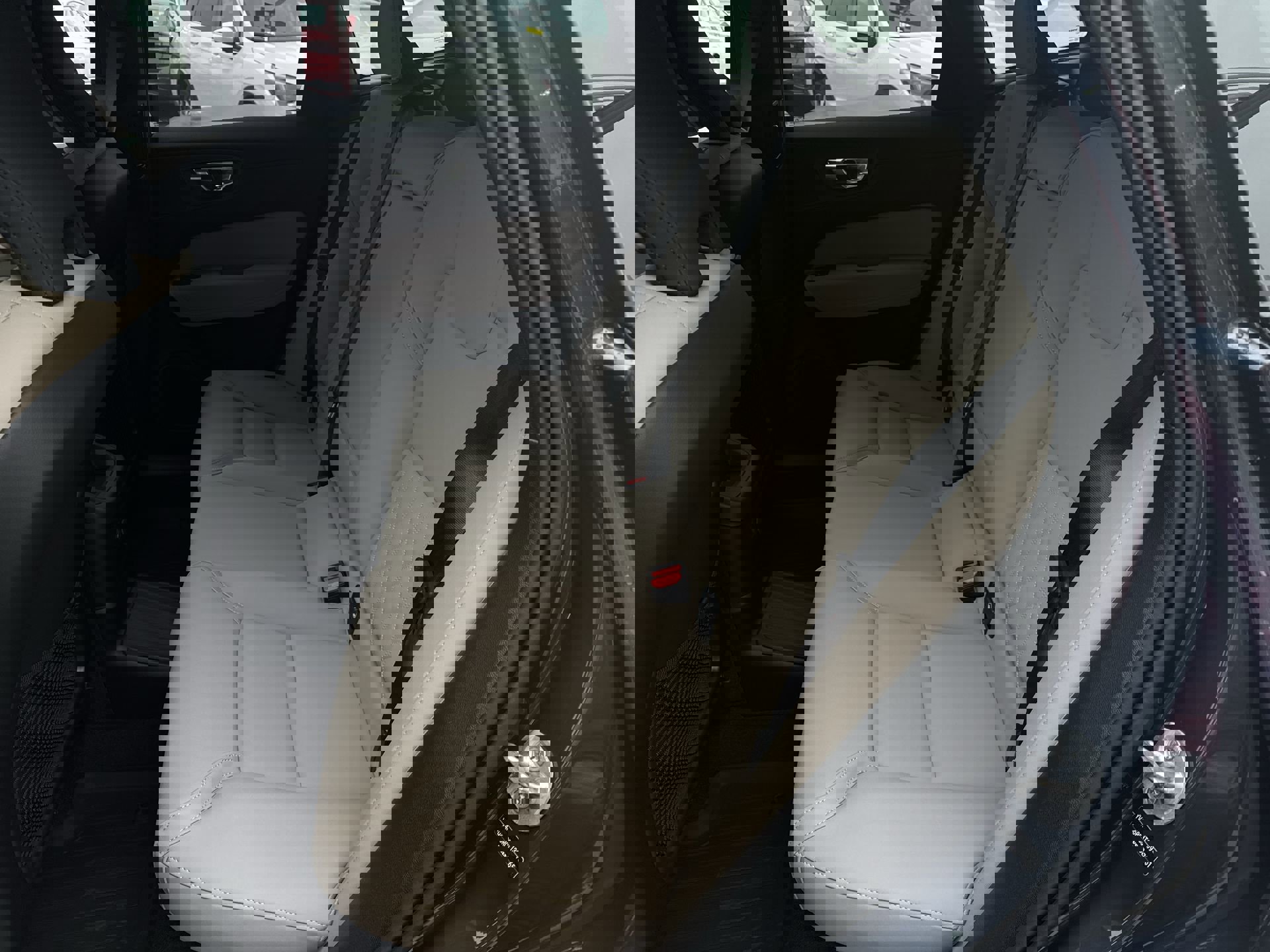 New 2026 Volvo XC60 T8 Plus w/ Protection Package Premier image 26