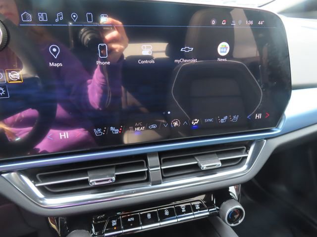 Used 2025 Chevrolet Equinox EV LT w/ Convenience Package II FWD image 32
