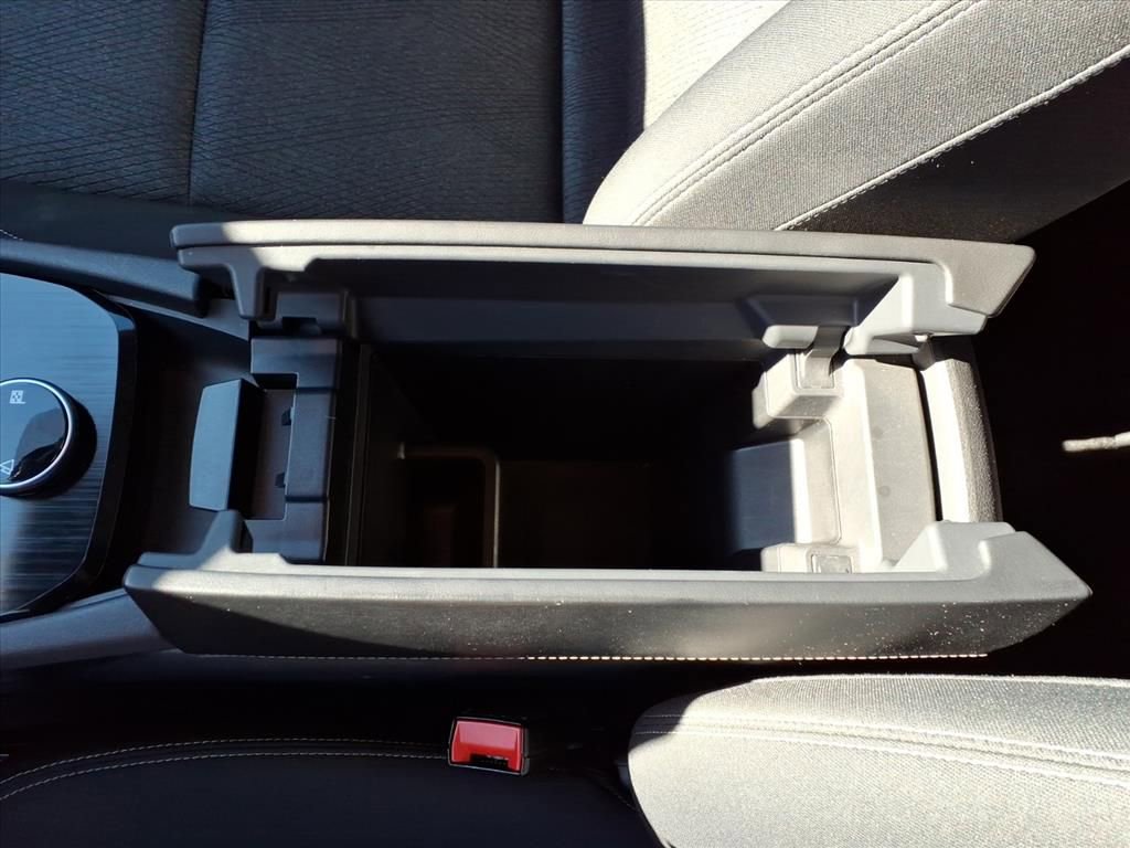 Used 2024 Nissan Rogue SV image 29