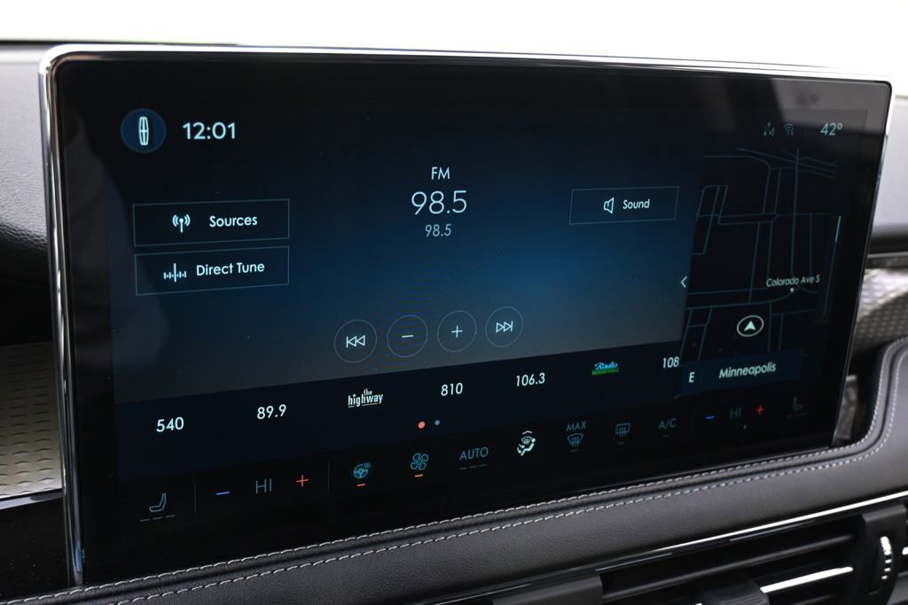 New 2026 Lincoln Corsair Reserve w/ Jet Appearance Package image 28