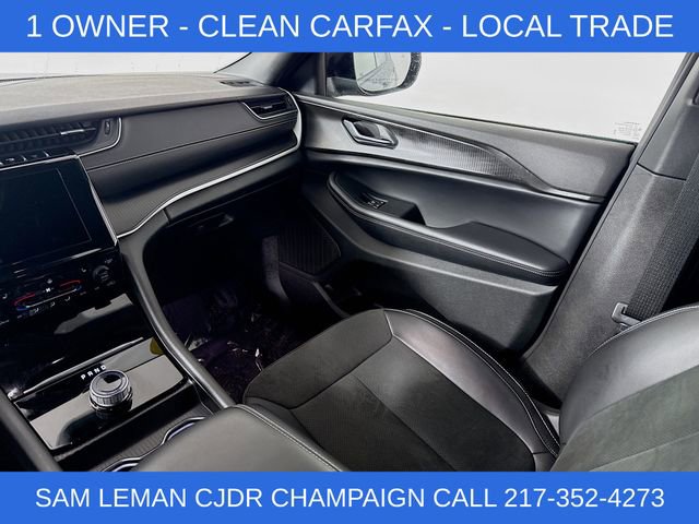 Used 2025 Jeep Grand Cherokee L Laredo image 22