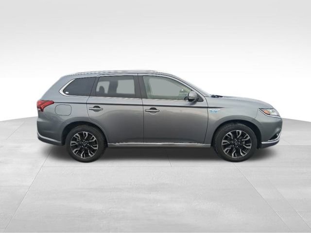 Used 2018 Mitsubishi Outlander SEL image 5