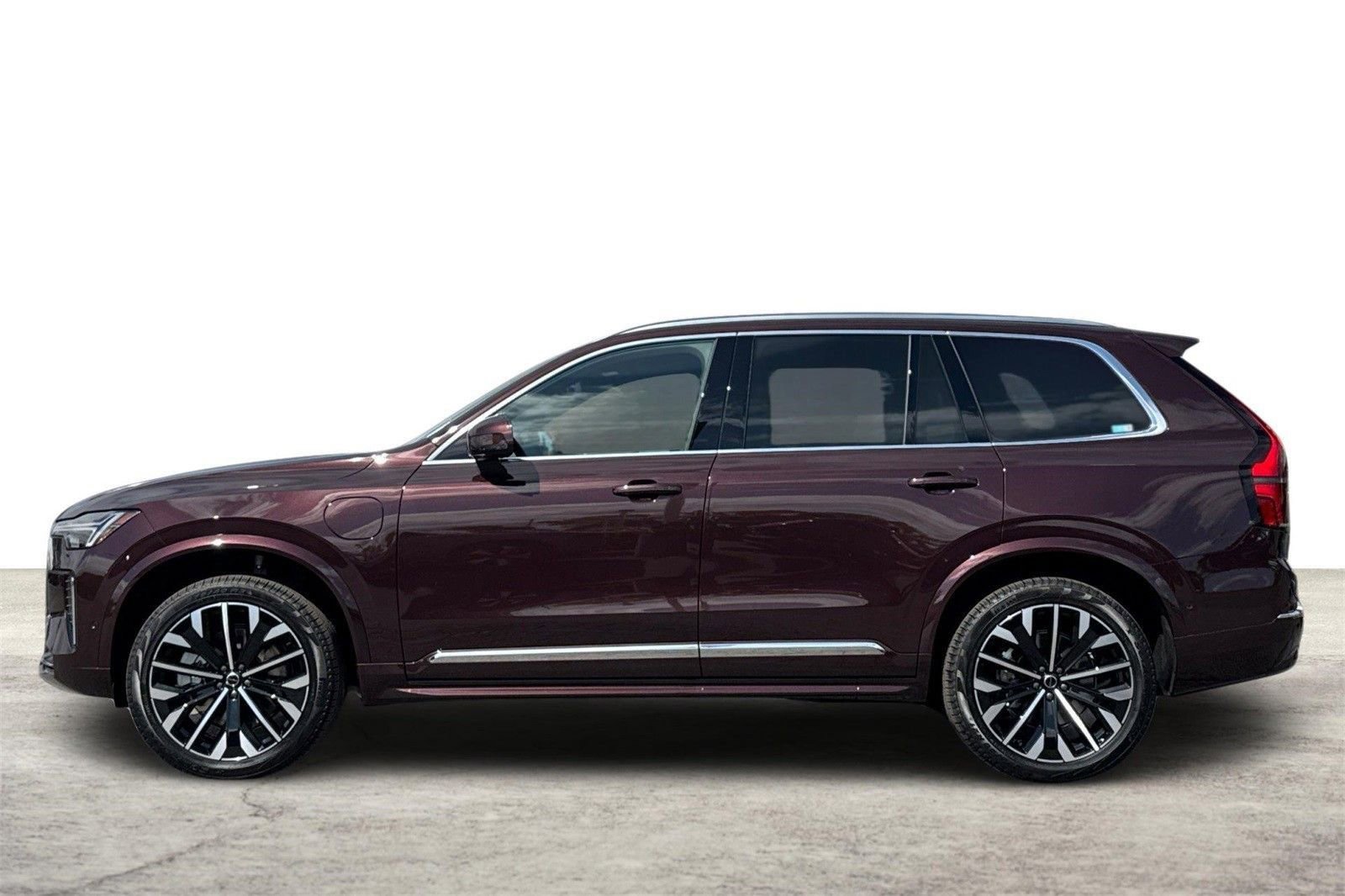 Used 2026 Volvo XC90 T8 Plus w/ Protection Package AWD/4WD image 6