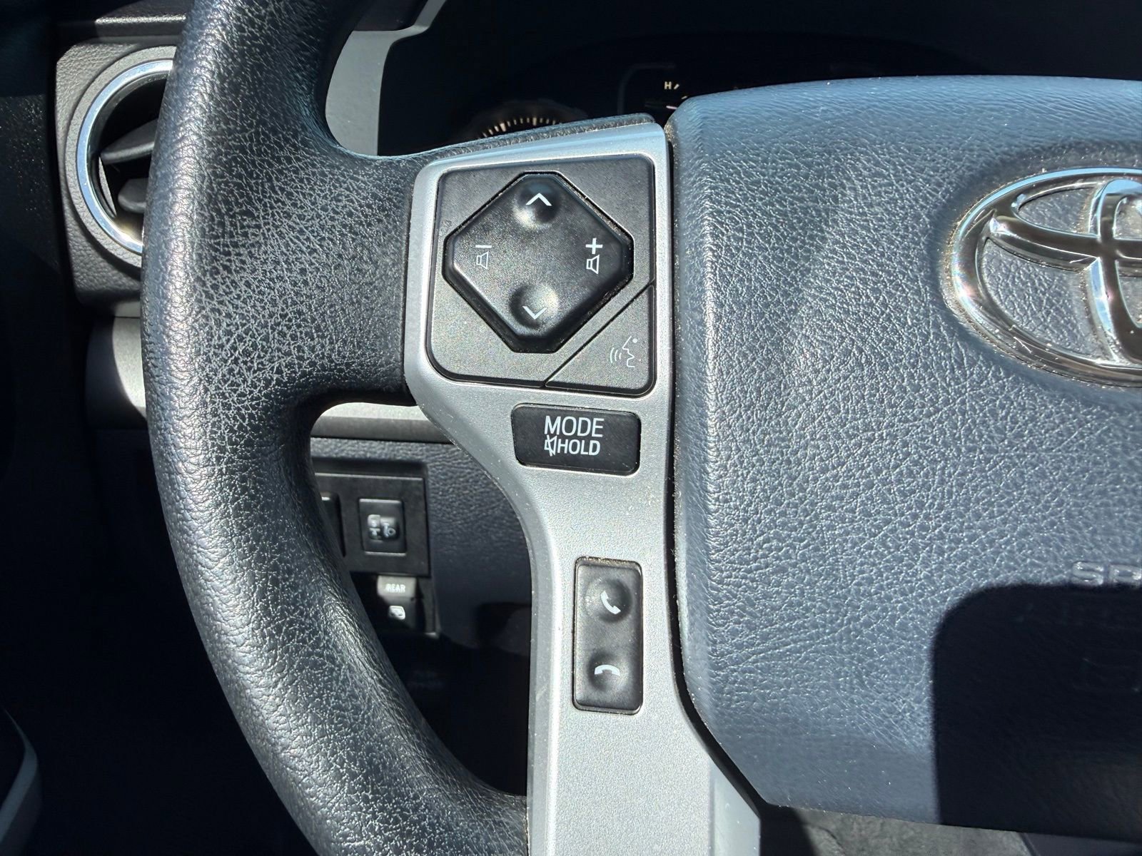 Used 2018 Toyota Tundra SR5 w/ TRD Off Road Package image 17