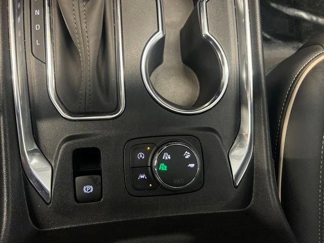 Certified 2023 Chevrolet Traverse Premier w/ LPO, Floor Liner Package AWD/4WD image 26