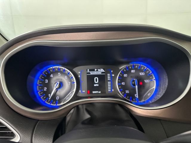 Used 2024 Chrysler Voyager LX image 17