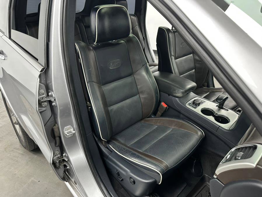 Used 2014 Jeep Grand Cherokee Overland image 36