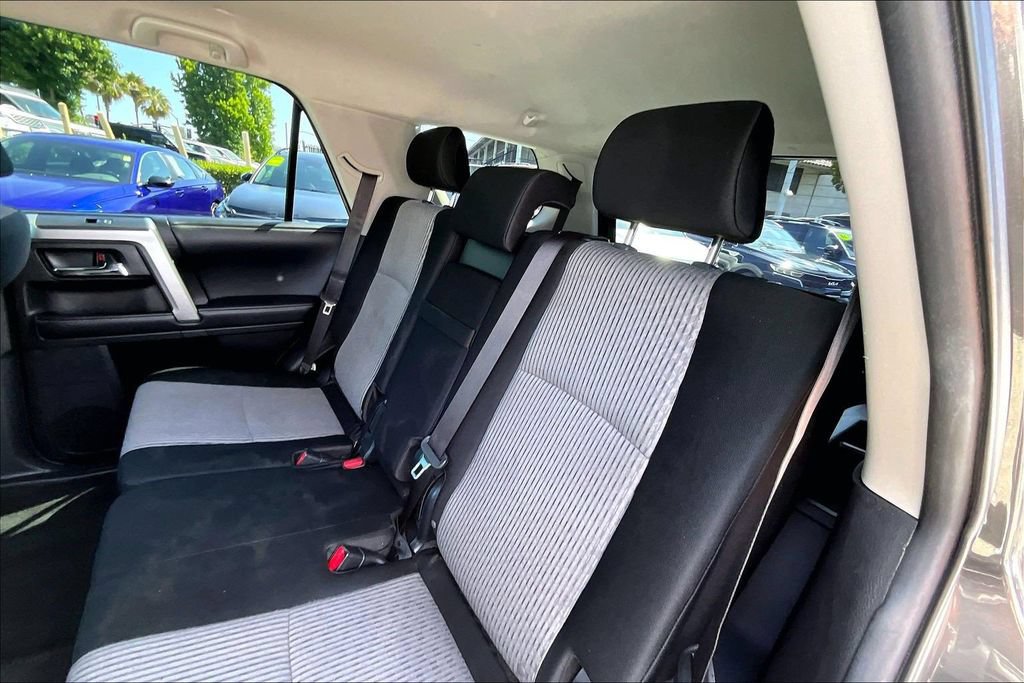 Used 2019 Toyota 4Runner SR5 RWD image 15