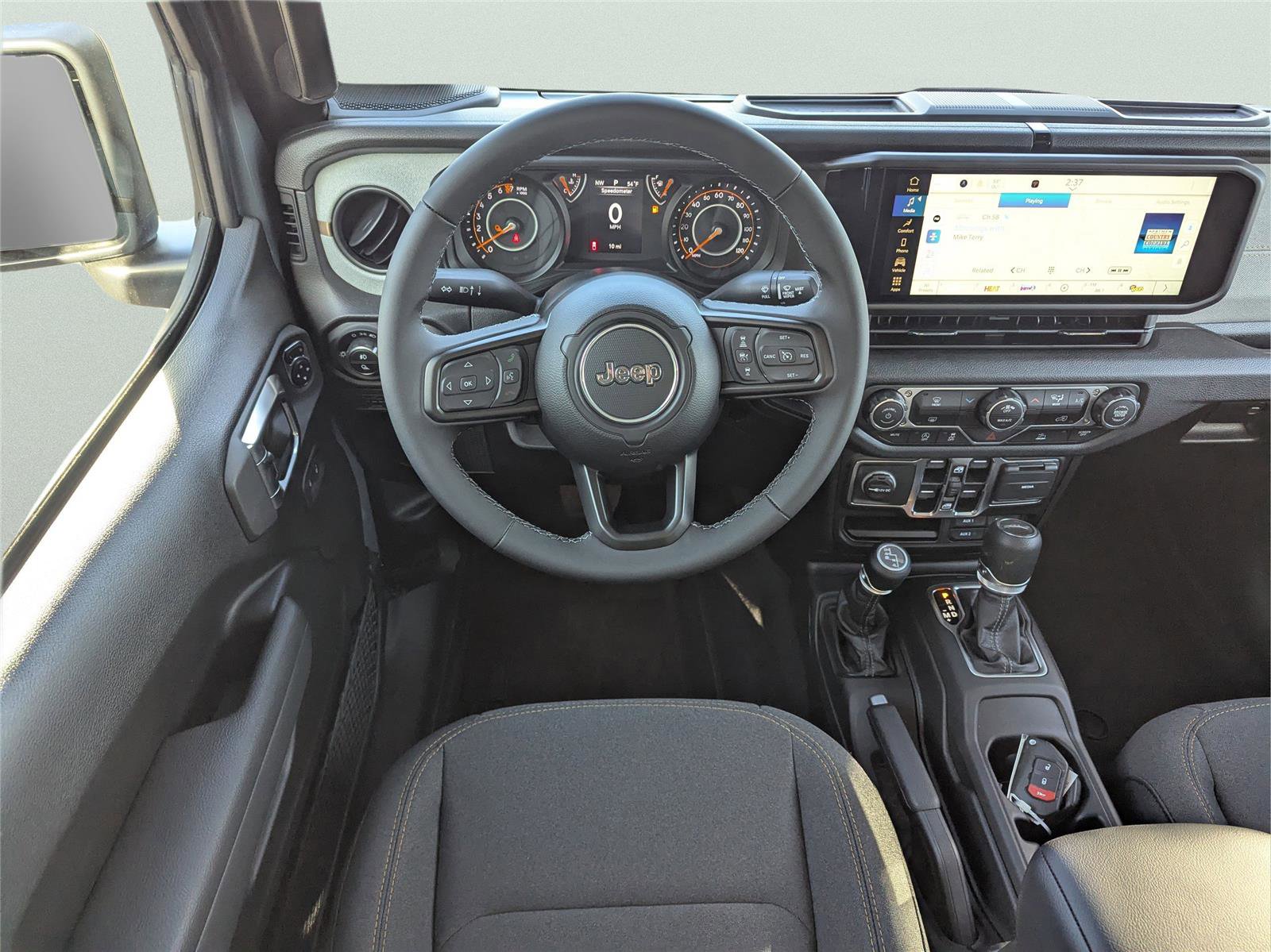 New 2025 Jeep Gladiator Sport image 23