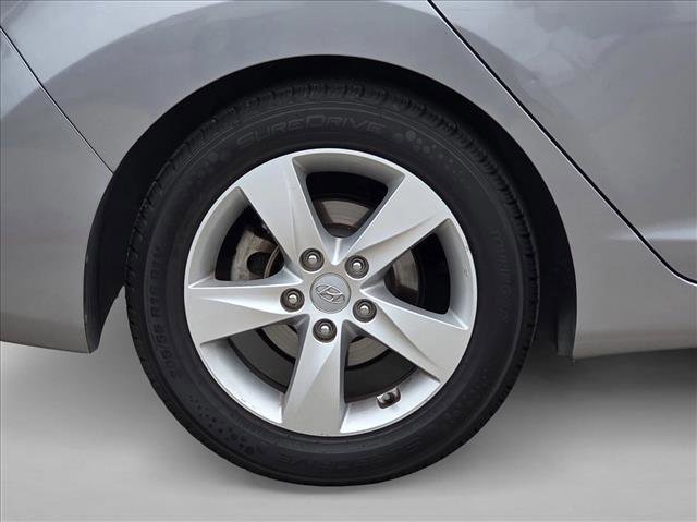 Used 2013 Hyundai Elantra GLS w/ Preferred Pkg FWD image 8