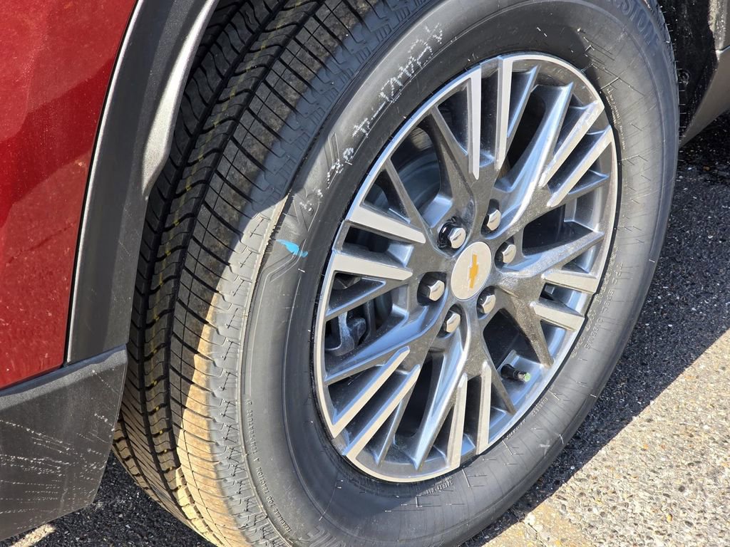 New 2026 Chevrolet Traverse LT w/ Driver Confidence Package image 5