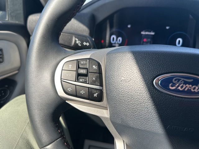 Used 2025 Ford Explorer Active w/ Active Comfort Package AWD/4WD image 38