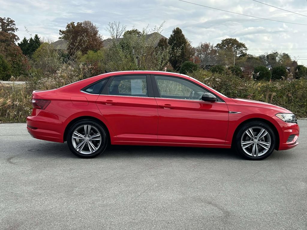 Used 2020 Volkswagen Jetta R-Line w/ R-Line Cold Weather Package image 2