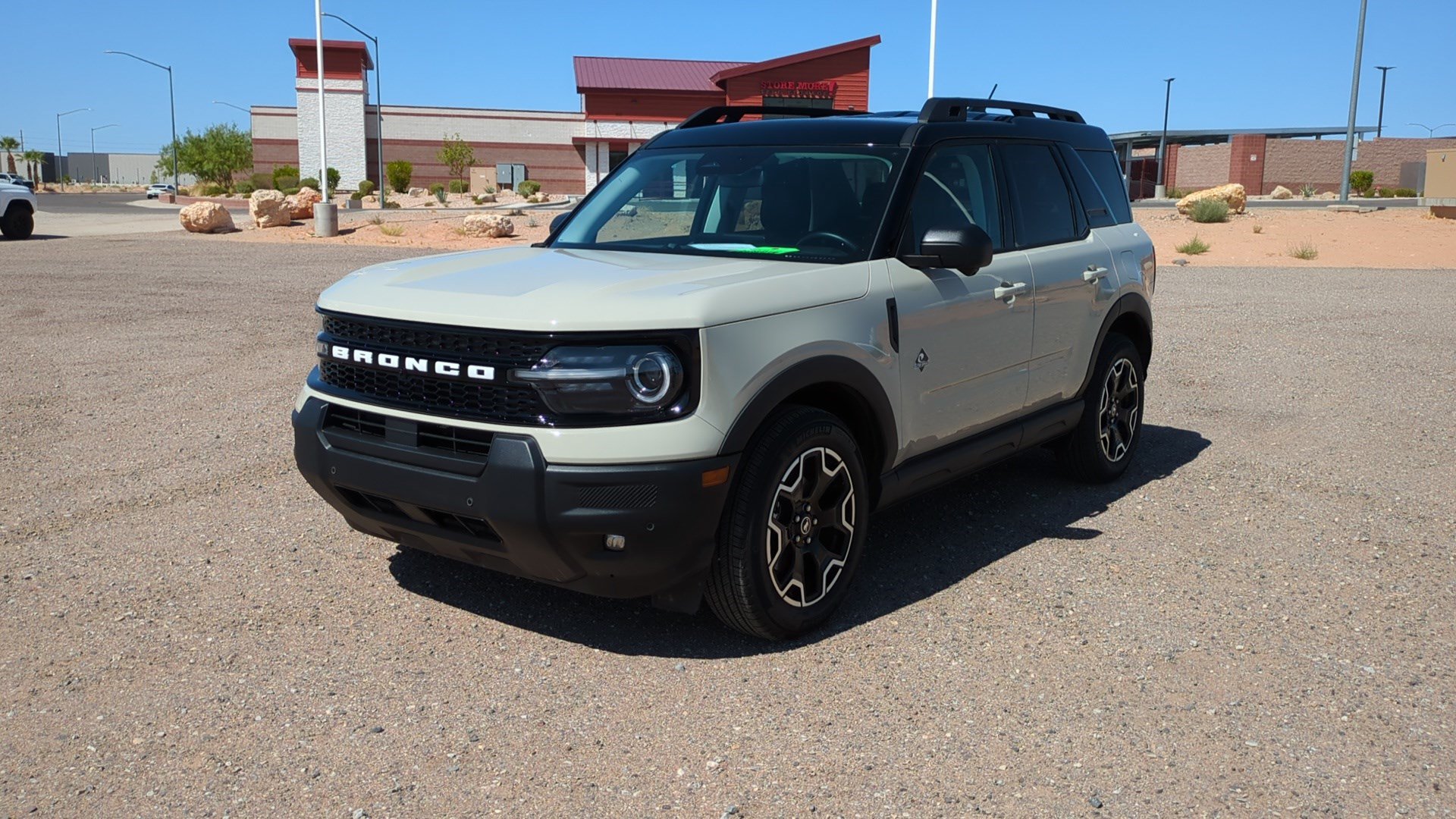 Used 2025 Ford Bronco Sport Outer Banks w/ Outer Banks Tech Package+ AWD/4WD image 10