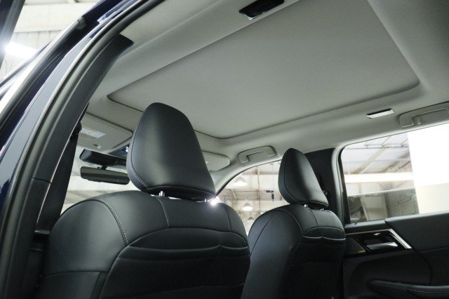 New 2026 Mitsubishi Outlander SE FWD image 22
