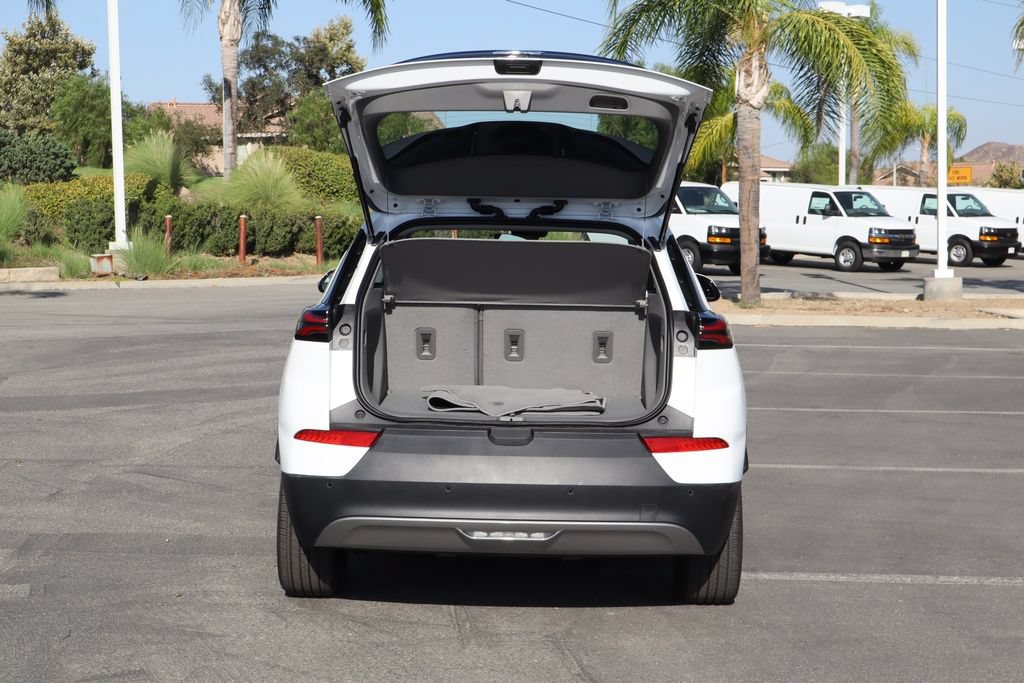 Used 2023 Chevrolet Bolt EUV Premier w/ Super Cruise Package FWD image 37