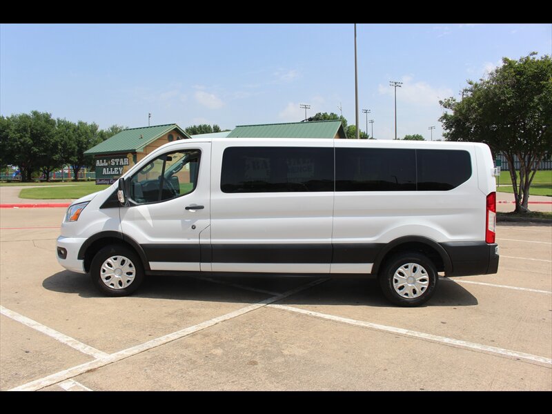 Used 2021 Ford Transit 350 XLT RWD image 2