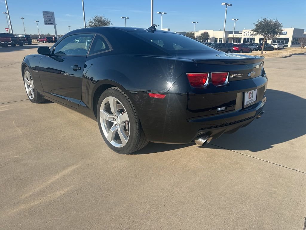 Used 2010 Chevrolet Camaro SS image 3