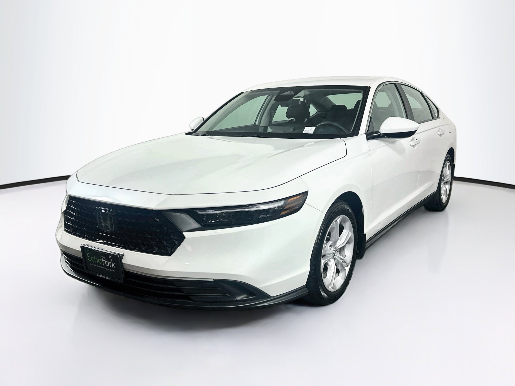 Used 2025 Honda Accord LX image 3