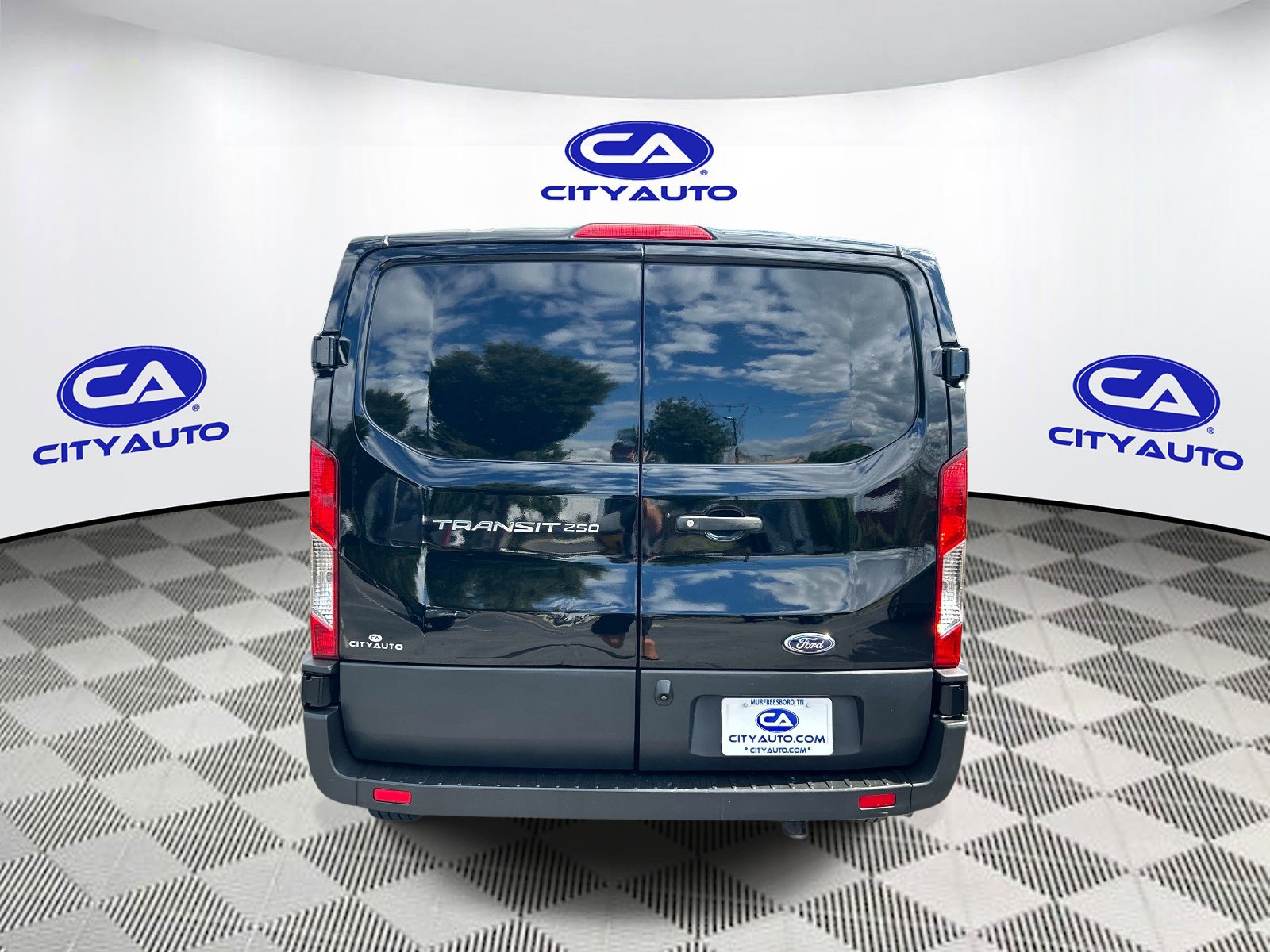 Used 2021 Ford Transit 250 Low Roof w/ Exterior Upgrade Package RWD image 4
