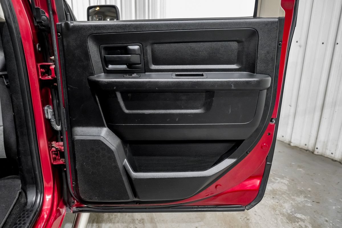 Used 2013 RAM 1500 Express RWD image 42