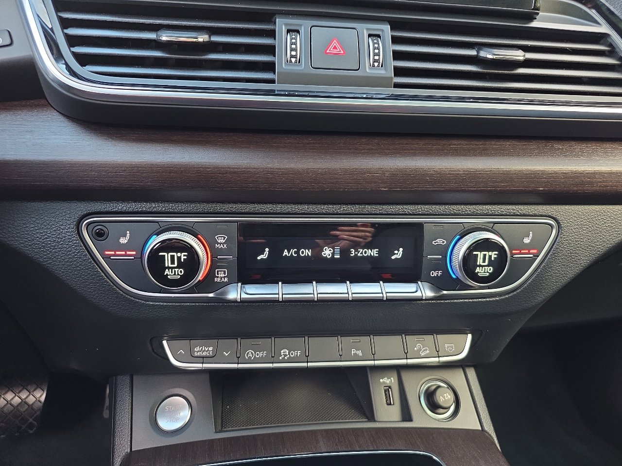 Used 2023 Audi Q5 2.0T Premium w/ Convenience Package image 63