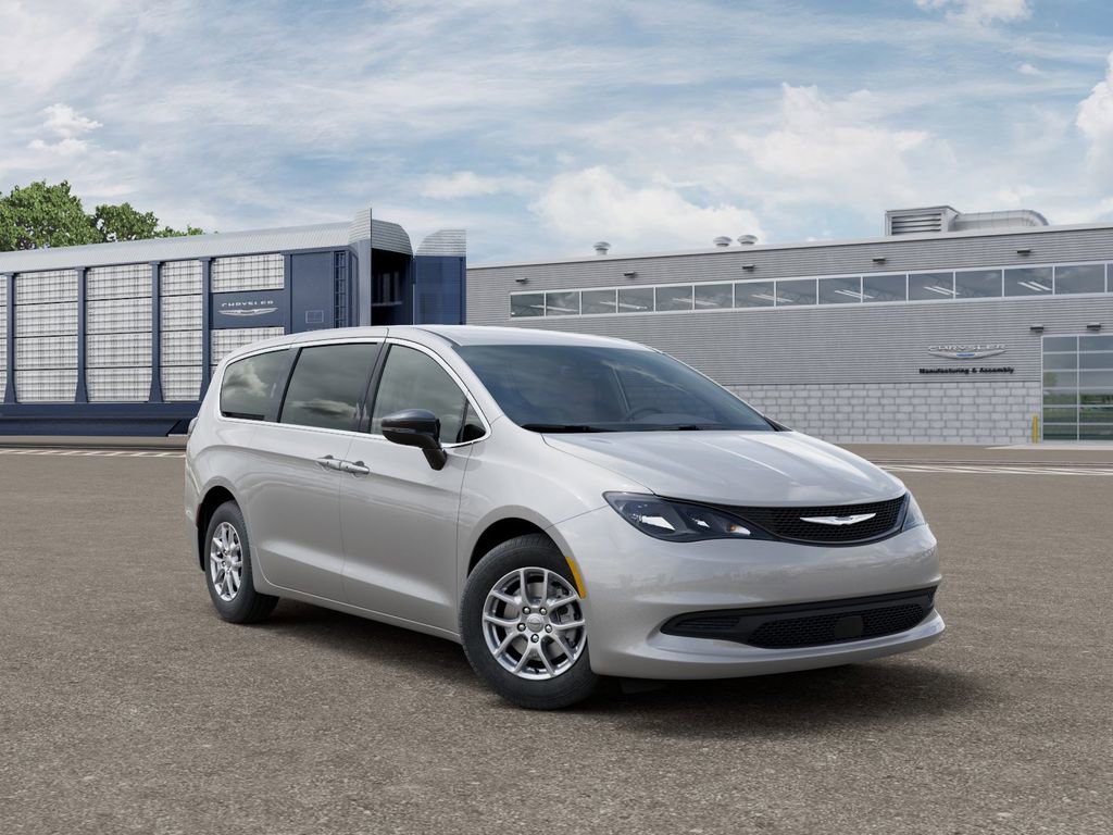 New 2026 Chrysler Voyager LX image 5