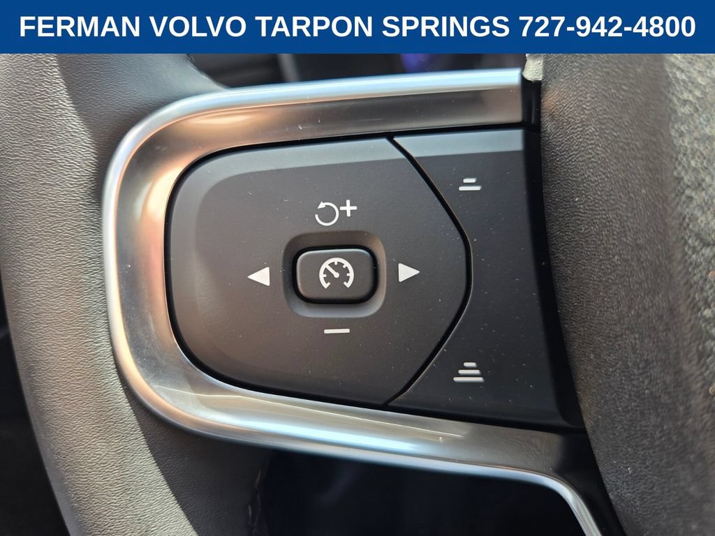 New 2026 Volvo XC40 B5 Core AWD/4WD image 32