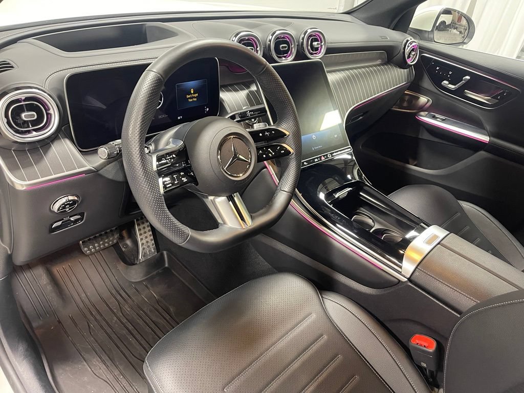 Used 2023 Mercedes-Benz GLC 300 4MATIC image 21