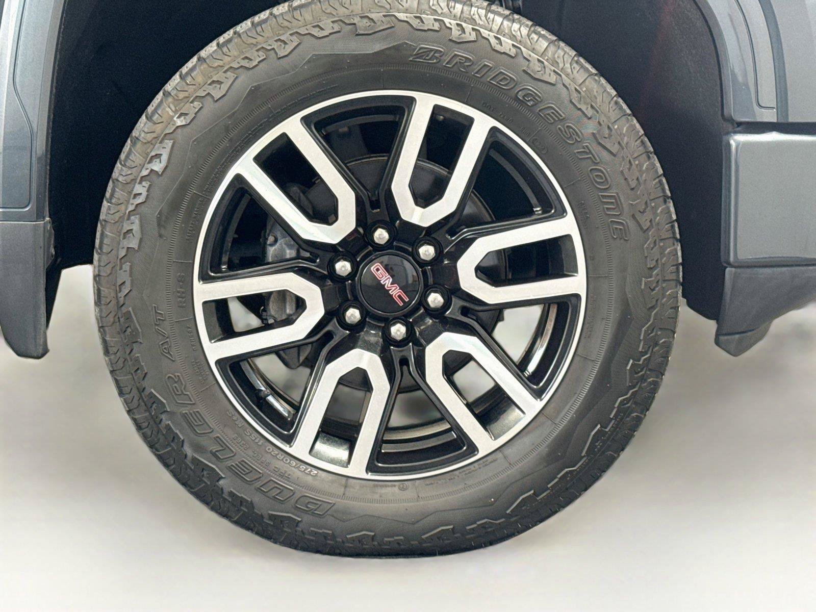 Used 2019 GMC Sierra 1500 AT4 w/ AT4 Premium Package AWD/4WD image 34