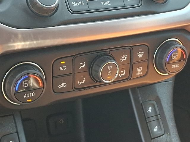 Used 2019 GMC Acadia SLT AWD/4WD image 12