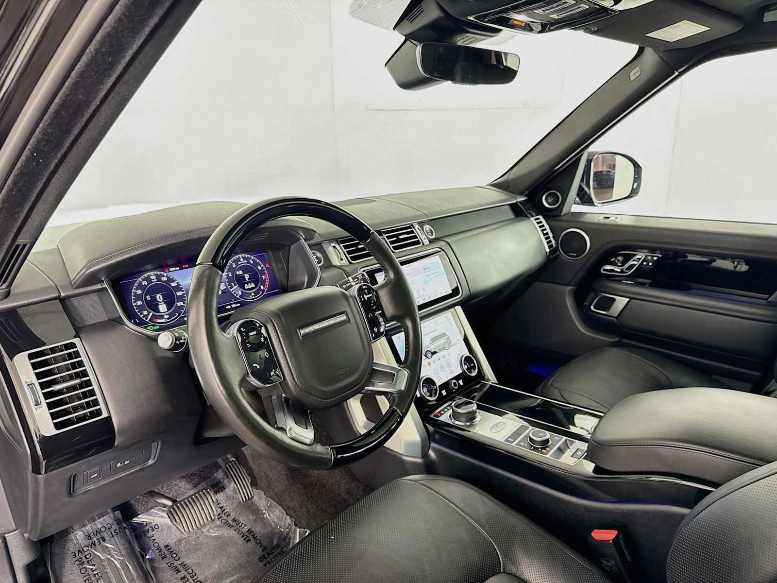 Used 2020 Land Rover Range Rover HSE AWD/4WD image 9