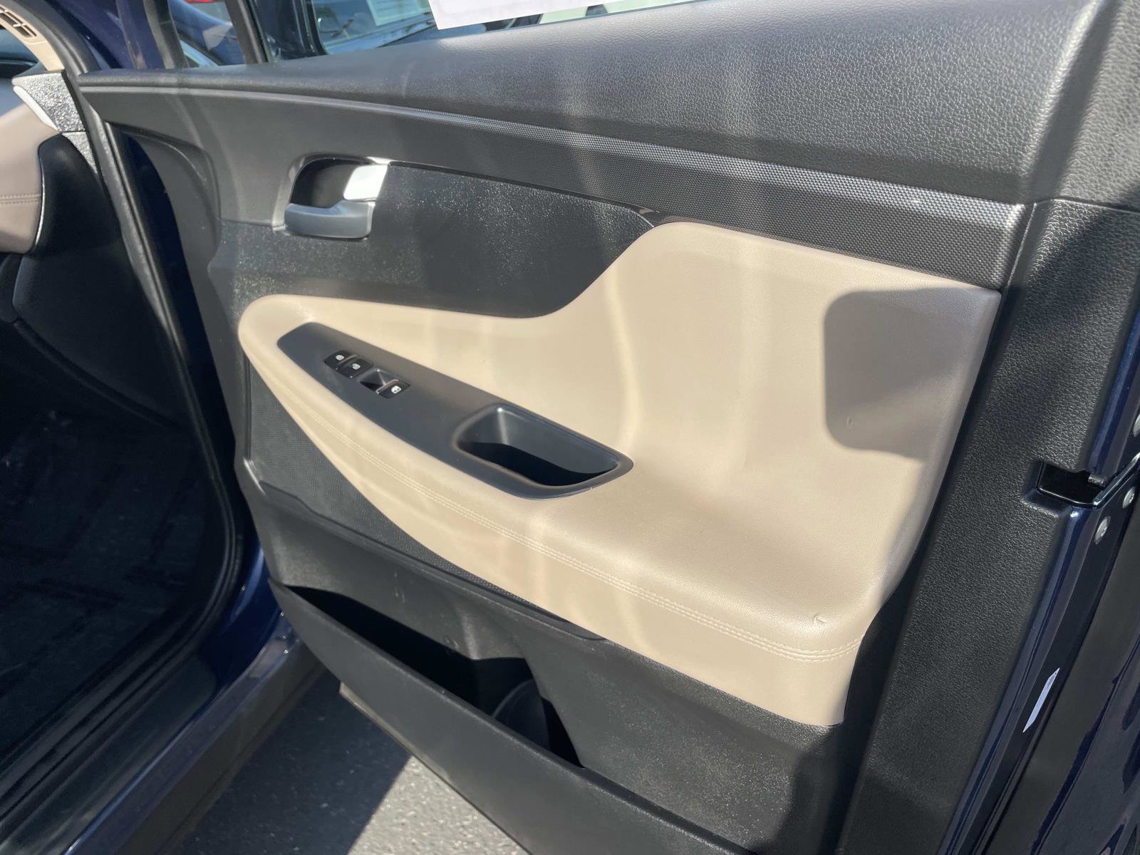 Certified 2023 Hyundai Santa Fe SEL w/ Cargo Package image 28