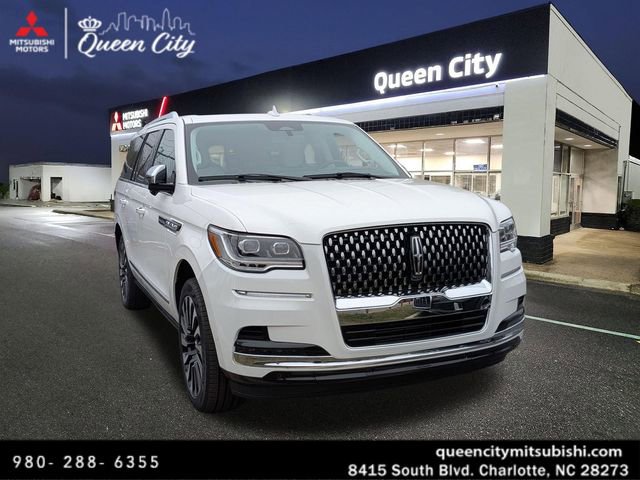 Used 2023 Lincoln Navigator Black Label video 1