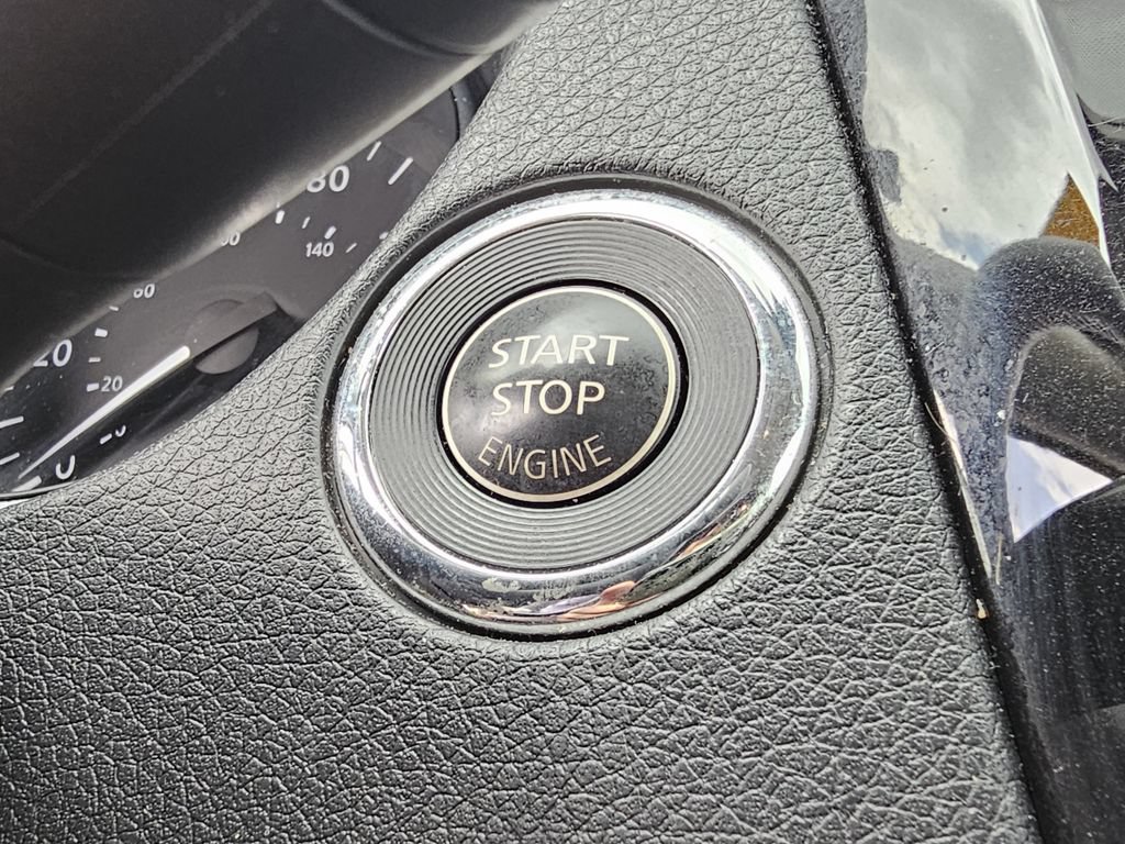 Used 2020 Nissan Rogue SL w/ Premium Package FWD image 23