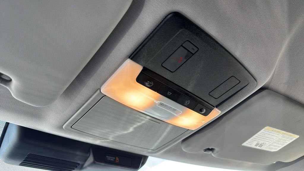 Used 2024 Mitsubishi Outlander SE Black Edition AWD/4WD image 24