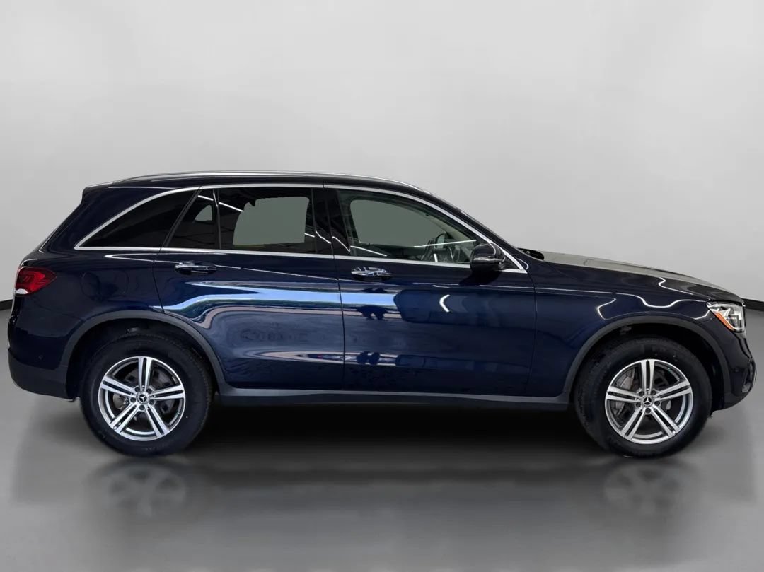 Used 2022 Mercedes-Benz GLC 300 4MATIC image 11