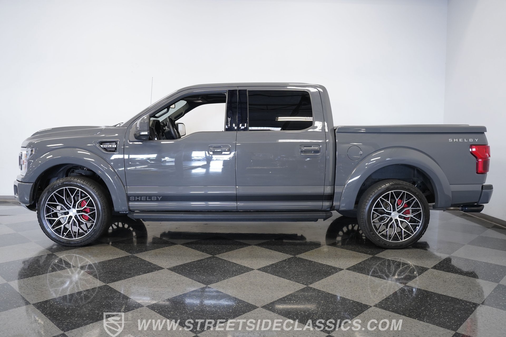 Used 2020 Ford F150 Lariat w/ Equipment Group 502A Luxury image 2