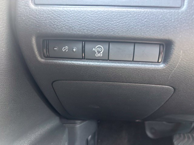 Used 2024 Nissan Rogue S AWD/4WD image 37