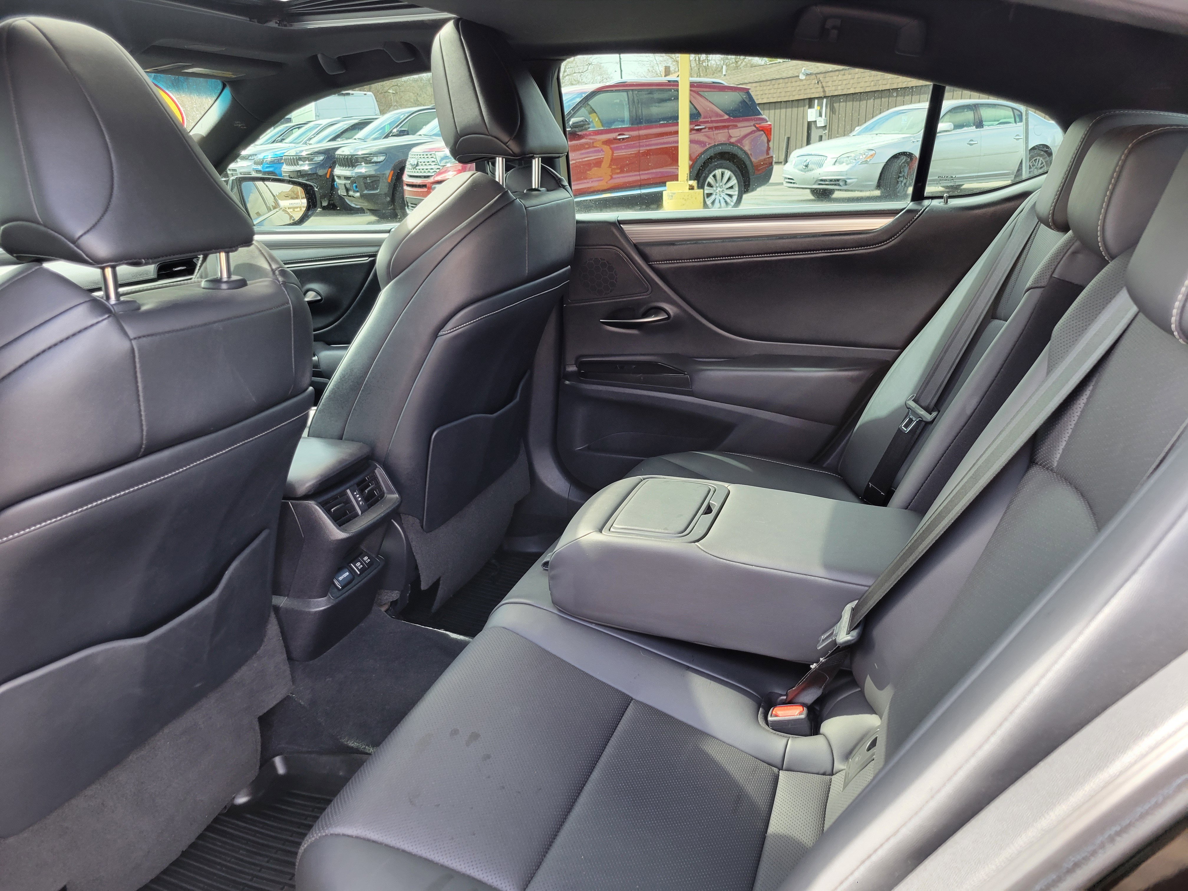 Used 2019 Lexus ES 350 F Sport image 20