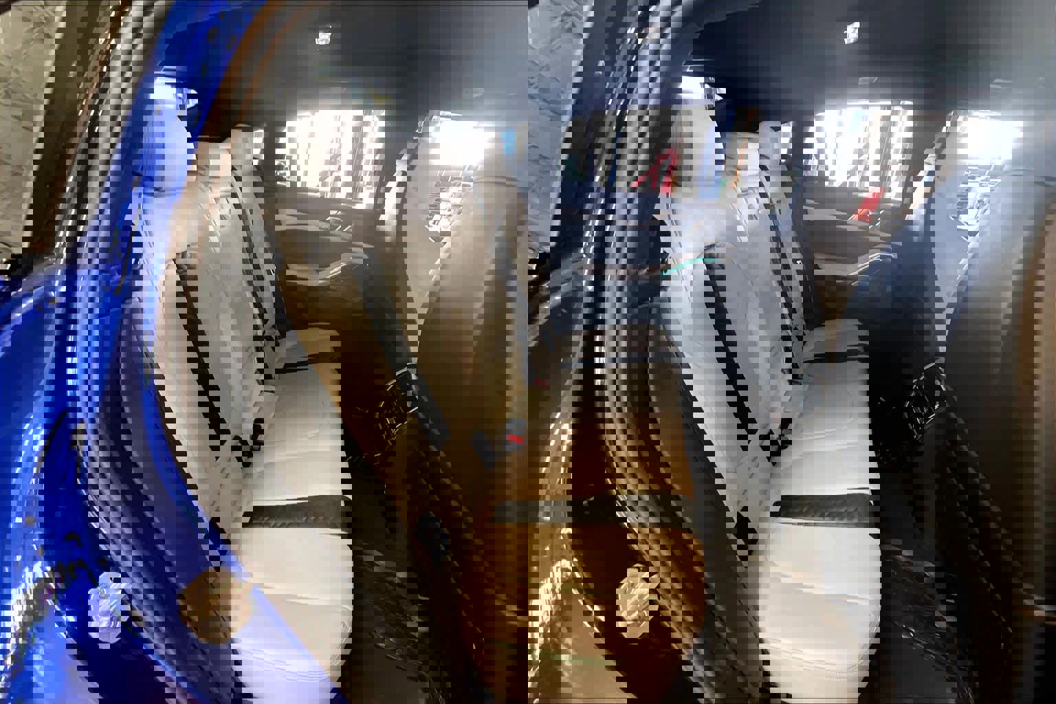 Used 2021 BMW X6 M w/ Competition Package image 18