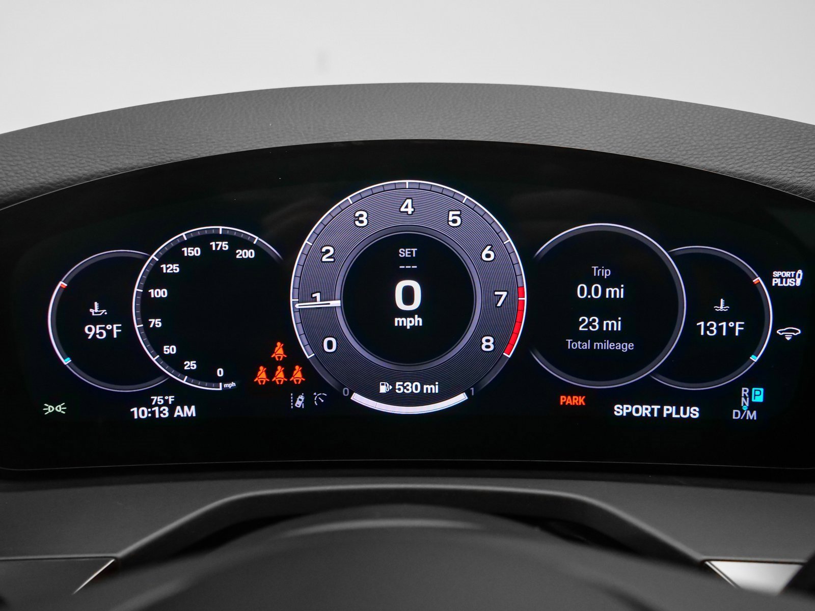 Certified 2025 Porsche Panamera 4 image 31